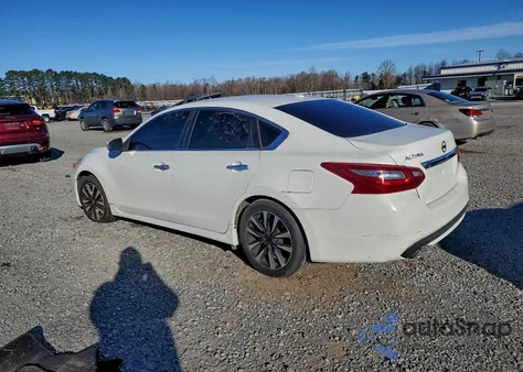 2018 Nissan Altima 2.5 из США, поврежденный, VIN 1N4AL3AP2JC148181